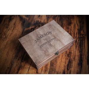 Zew & Jamesons Wood Box Gift